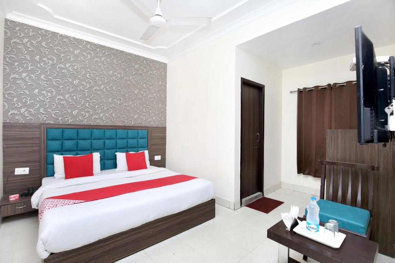 Oyo 12354 Hotel Sangreela Amritsar Eksteriør billede