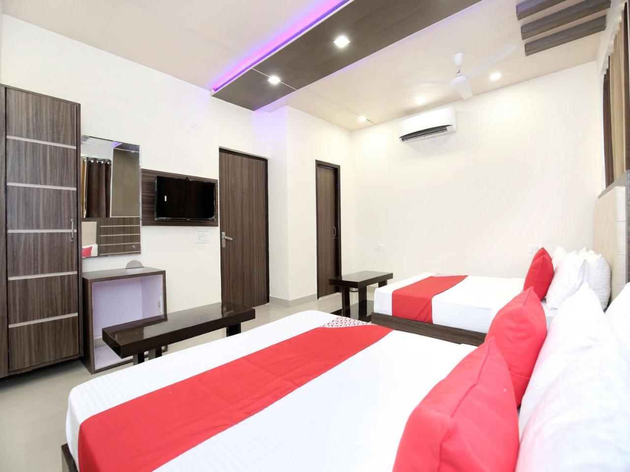 Oyo 12354 Hotel Sangreela Amritsar Eksteriør billede