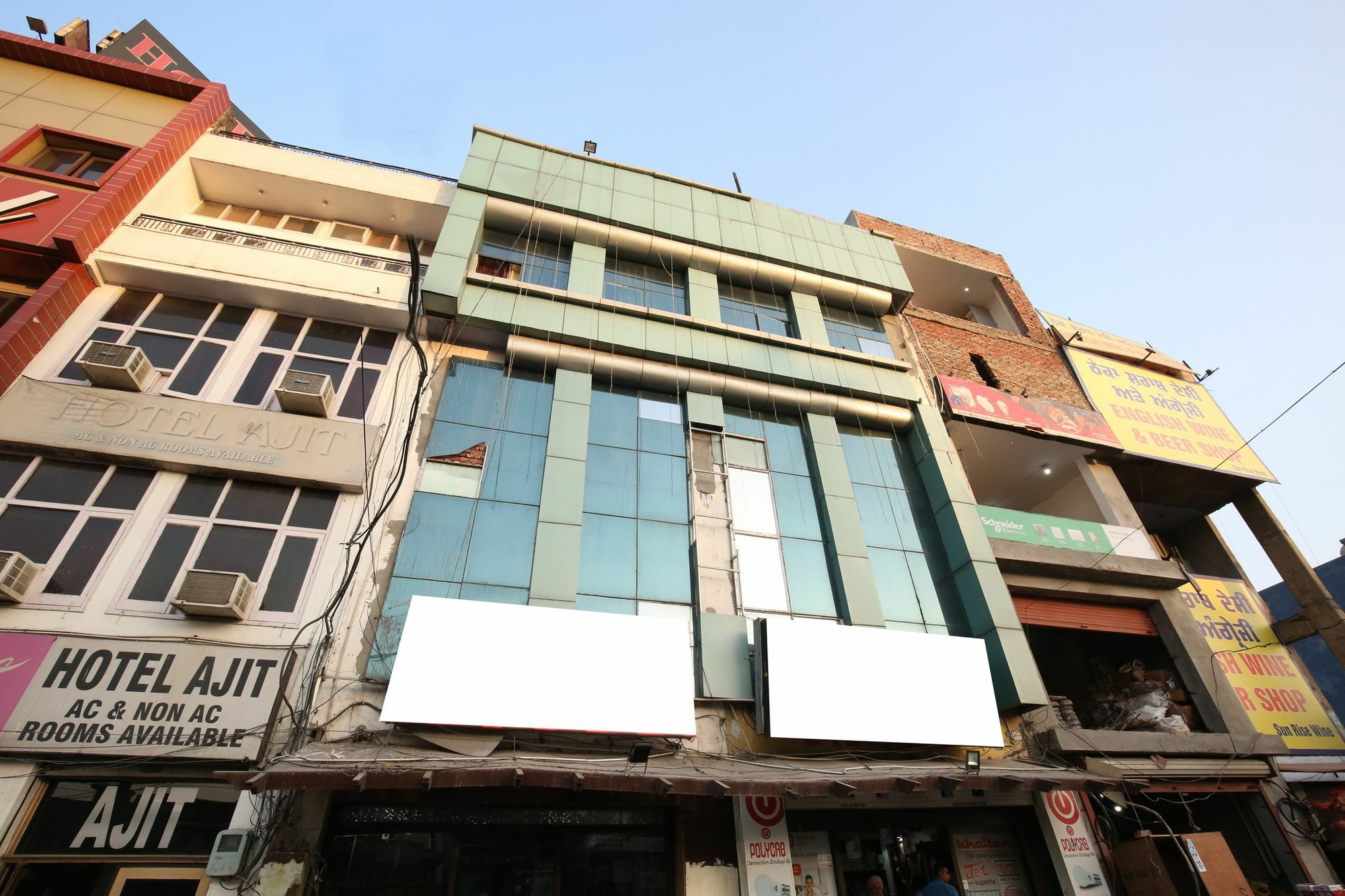 Oyo 12354 Hotel Sangreela Amritsar Eksteriør billede
